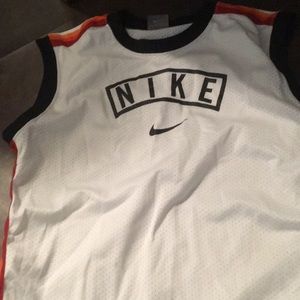 Nike tank